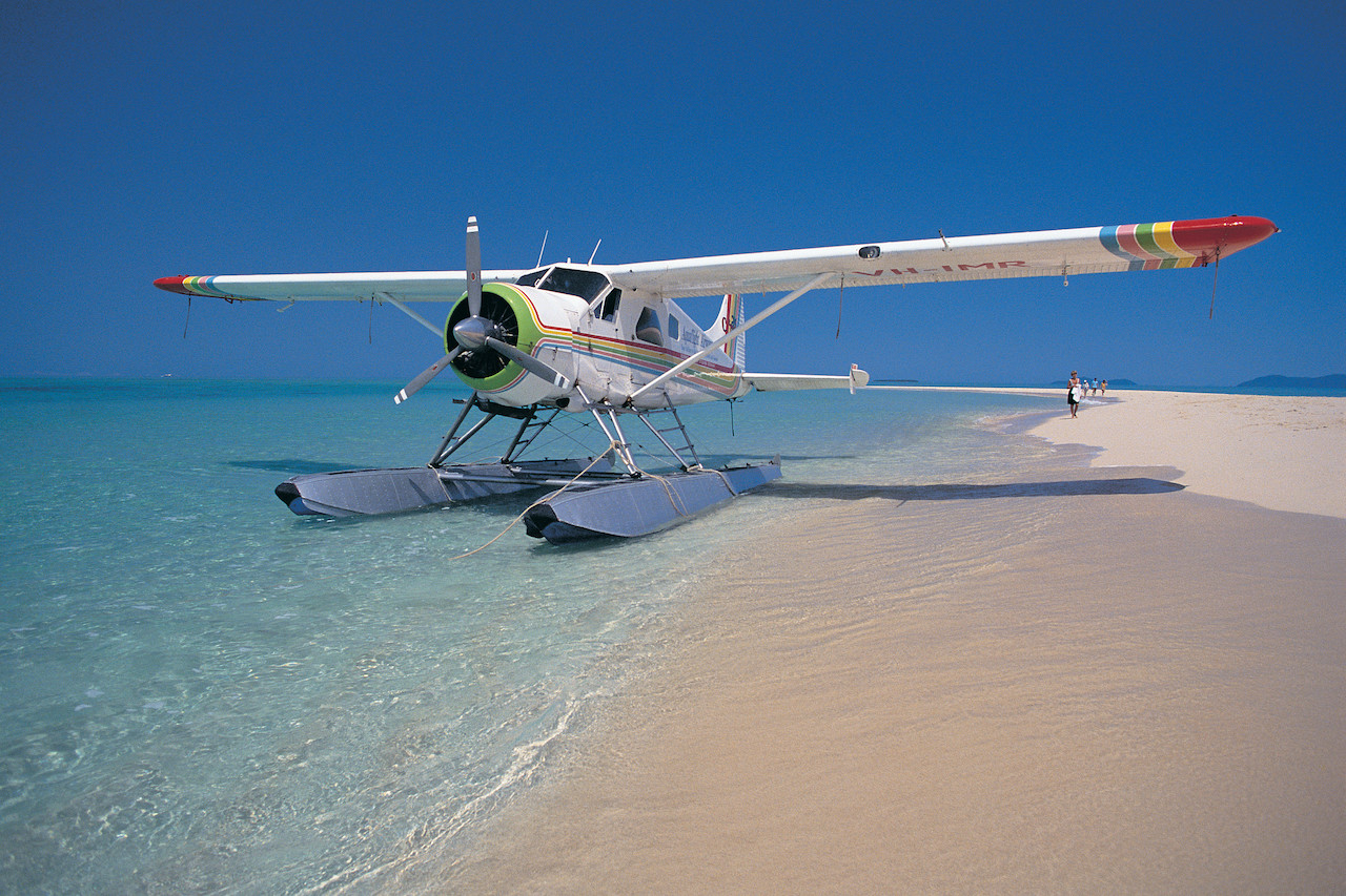 Seaplane on Upolo Cay